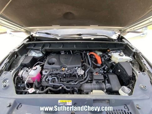 Used 2024 Toyota Highlander XLE AWD/4WD image 47
