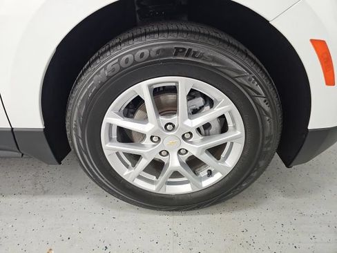 Used 2022 Chevrolet Equinox LT FWD image 8