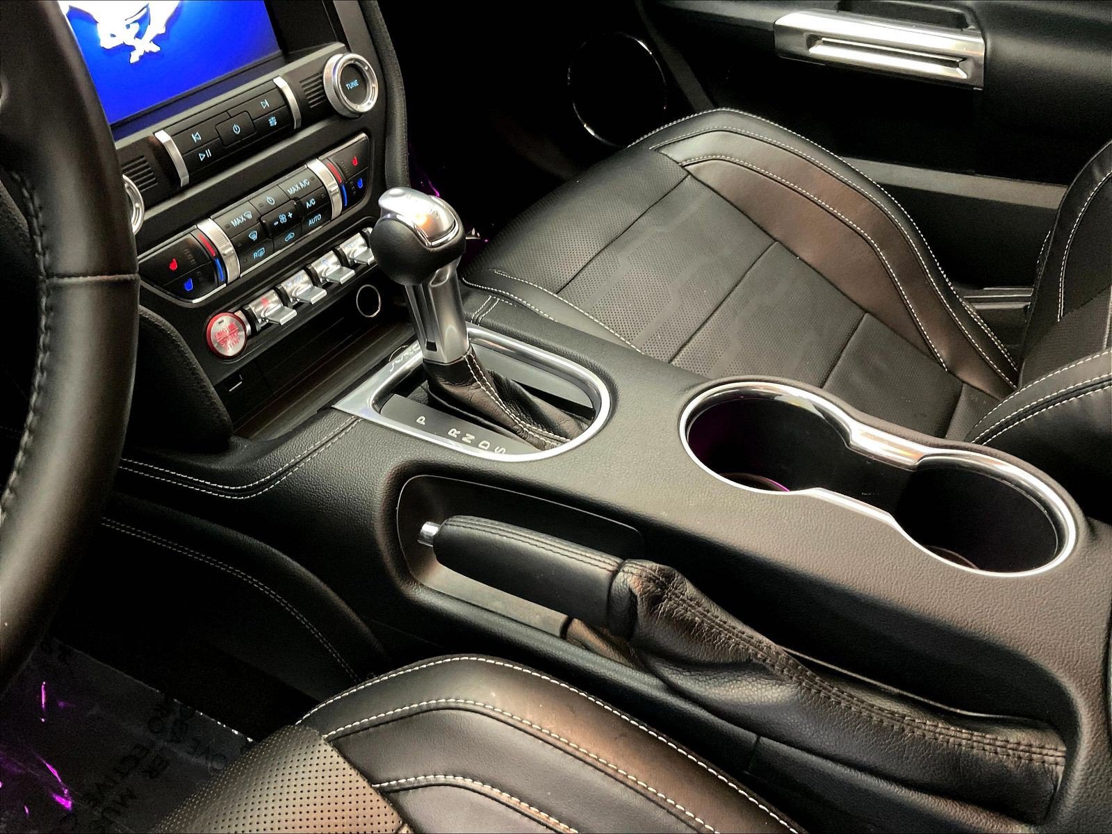 Used 2020 Ford Mustang GT Premium w/ Equipment Group 401A RWD image 17