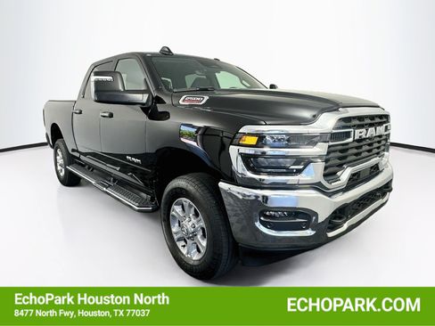 Used 2026 RAM 2500 Big Horn AWD/4WD image 1