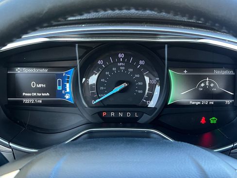 Certified 2018 Ford Fusion Energi SE FWD image 25