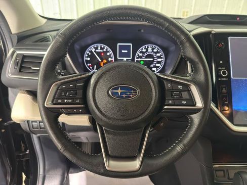 Used 2024 Subaru Ascent Limited AWD/4WD image 3