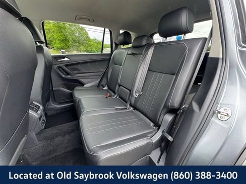 Certified 2024 Volkswagen Tiguan SE AWD/4WD image 11