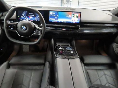 Used 2026 BMW 530i RWD image 23