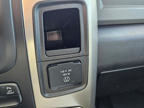 Used 2019 RAM 1500 Big Horn AWD/4WD image 66