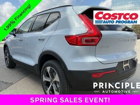 New 2026 Volvo XC40 B5 Plus w/ Protection Package Premier AWD/4WD image 11