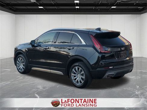 Used 2023 Cadillac XT4 Premium Luxury image 3