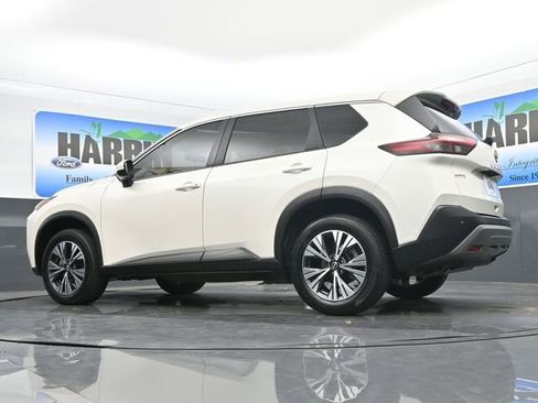 Used 2023 Nissan Rogue SV FWD image 20