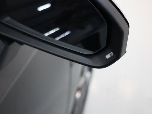 Used 2023 Audi R8 V10 performance image 18