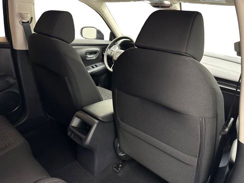 Used 2025 Honda HR-V LX image 40