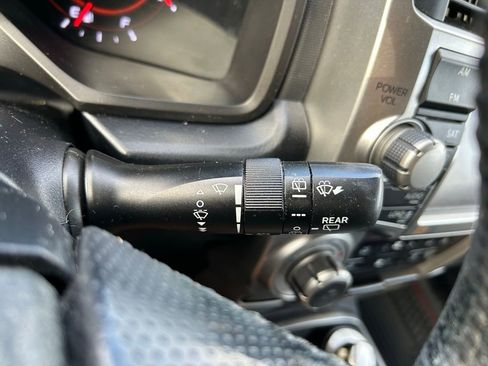 Used 2011 Toyota 4Runner Limited image 21