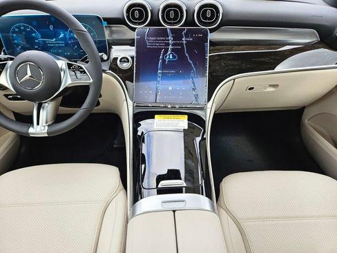 New 2026 Mercedes-Benz GLC 300 4MATIC image 12