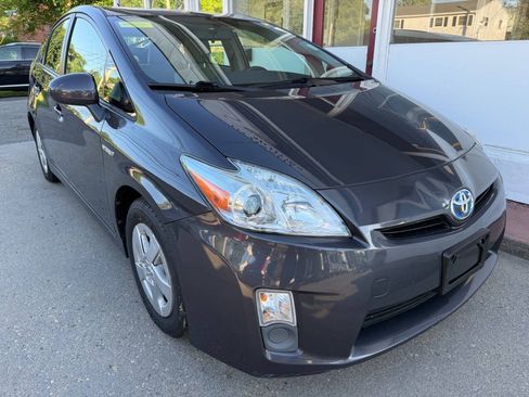Used 2010 Toyota Prius FWD image 3