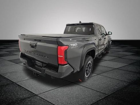 Used 2024 Toyota Tacoma TRD Off-Road w/ TRD Off Road Upgrade Package AWD/4WD image 6