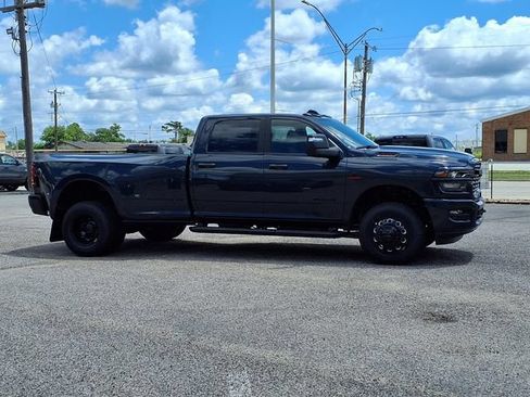 New 2026 RAM 3500 Big Horn AWD/4WD image 22