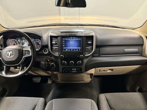 Used 2020 RAM 1500 Big Horn AWD/4WD image 18