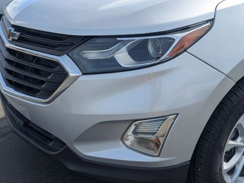 Used 2019 Chevrolet Equinox LS w/ LS Convenience Package image 12