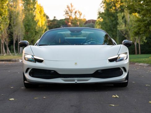 Used 2023 Ferrari 296 GTS RWD image 4