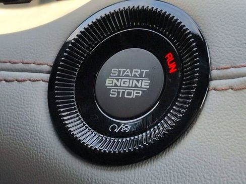 New 2026 Jeep Compass Limited image 28