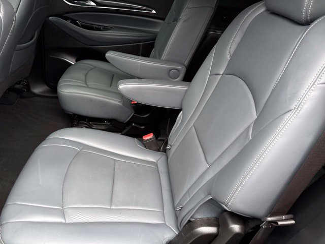 Used 2024 Buick Enclave Essence w/ Experience Buick Package AWD/4WD image 10