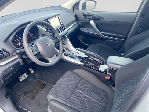 Used 2025 Mitsubishi Eclipse Cross ES AWD/4WD image 10
