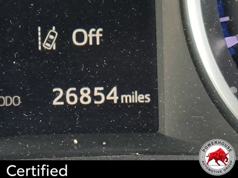 Used 2019 Toyota Highlander LE FWD image 35