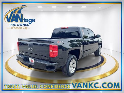 Used 2018 Chevrolet Silverado 1500 LT w/ All Star Edition AWD/4WD image 6
