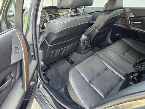 Used 2004 BMW 545i Sedan image 10