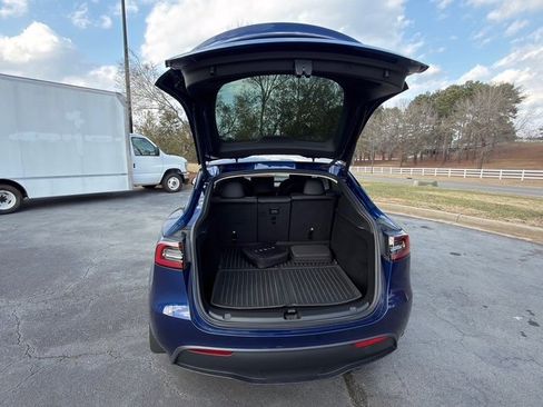Used 2023 Tesla Model Y Long Range image 15