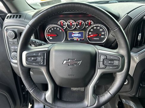 Used 2022 Chevrolet Silverado 1500 LT Trail Boss image 23