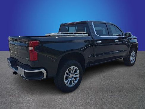 Used 2023 Chevrolet Silverado 1500 LTZ w/ Technology Package AWD/4WD image 4