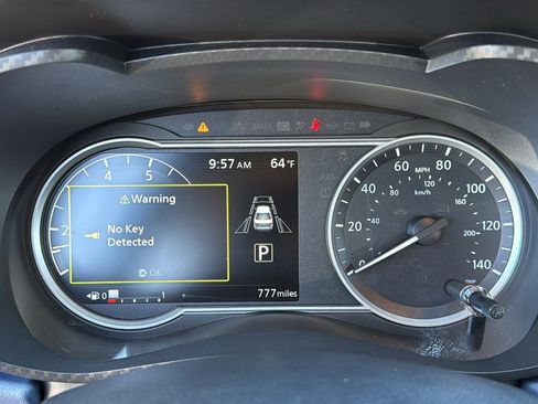 Certified 2025 Nissan Versa SV w/ Trunk Package FWD image 8