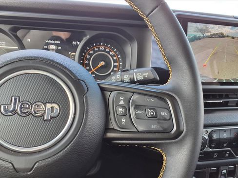 Used 2024 Jeep Wrangler Sport S image 31