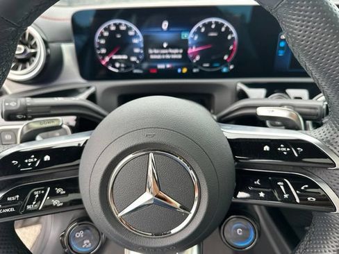 Used 2025 Mercedes-Benz CLA 35 AMG 4MATIC image 28