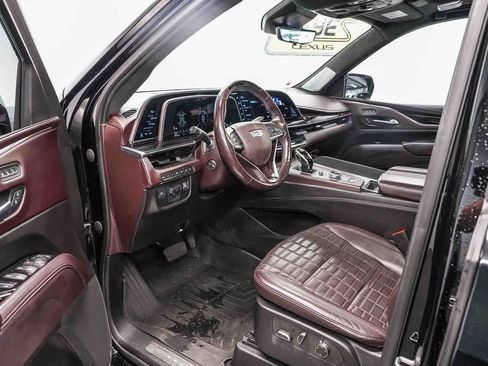 Used 2023 Cadillac Escalade ESV Premium Luxury Platinum w/ LPO, Radiant Package AWD/4WD image 18