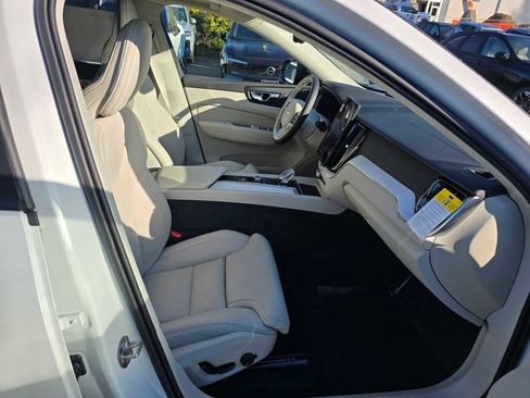 New 2026 Volvo XC60 T8 Ultra w/ Protection Package Premier image 11