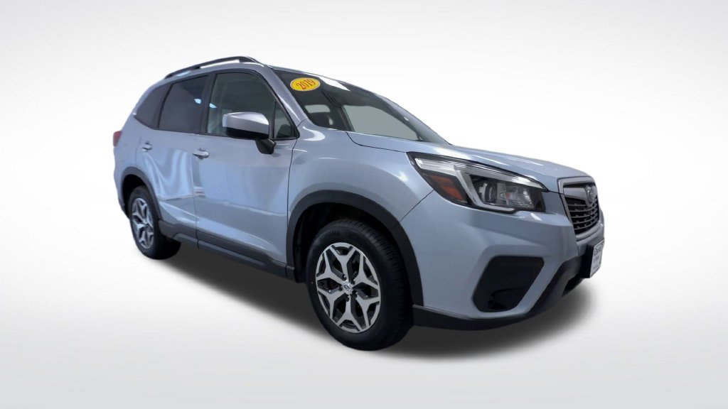 Used 2019 Subaru Forester Premium w/ All-Weather Package AWD/4WD image 2