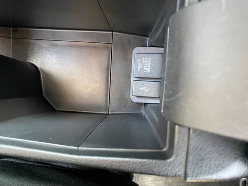 Used 2015 Honda Fit EX image 24