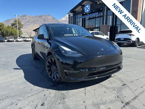 Used 2024 Tesla Model Y Performance AWD/4WD image 1