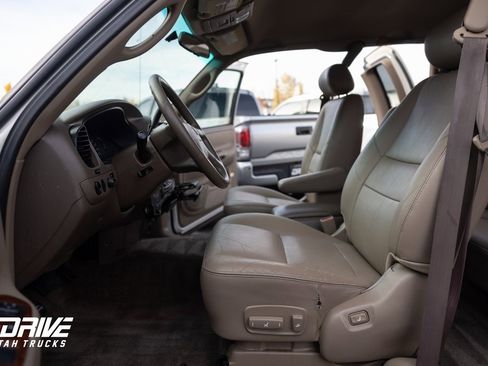 Used 2001 Toyota Tundra Limited image 23