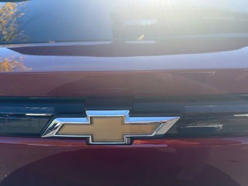 New 2026 Chevrolet Equinox EV LT image 37