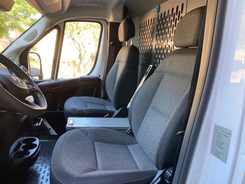 Used 2024 RAM ProMaster 1500 w/ Convenience Group FWD image 27