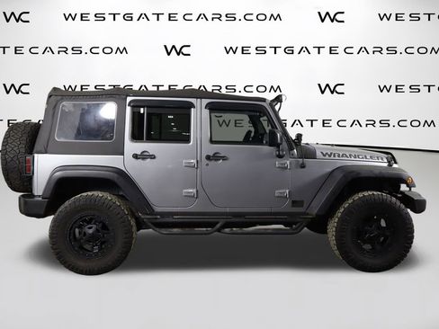 Used 2017 Jeep Wrangler Unlimited Sport w/ Quick Order Package 24S AWD/4WD image 38