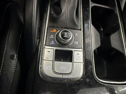 Used 2022 Kia Telluride LX AWD/4WD image 15