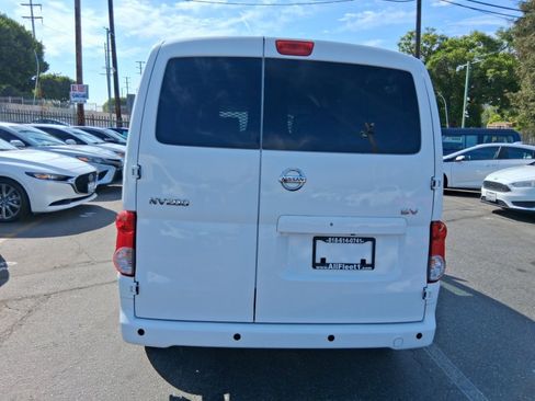 Used 2020 Nissan NV200 SV w/ Back Door Glass Package FWD image 5