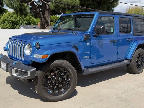 Used 2023 Jeep Wrangler Unlimited Sahara image 3