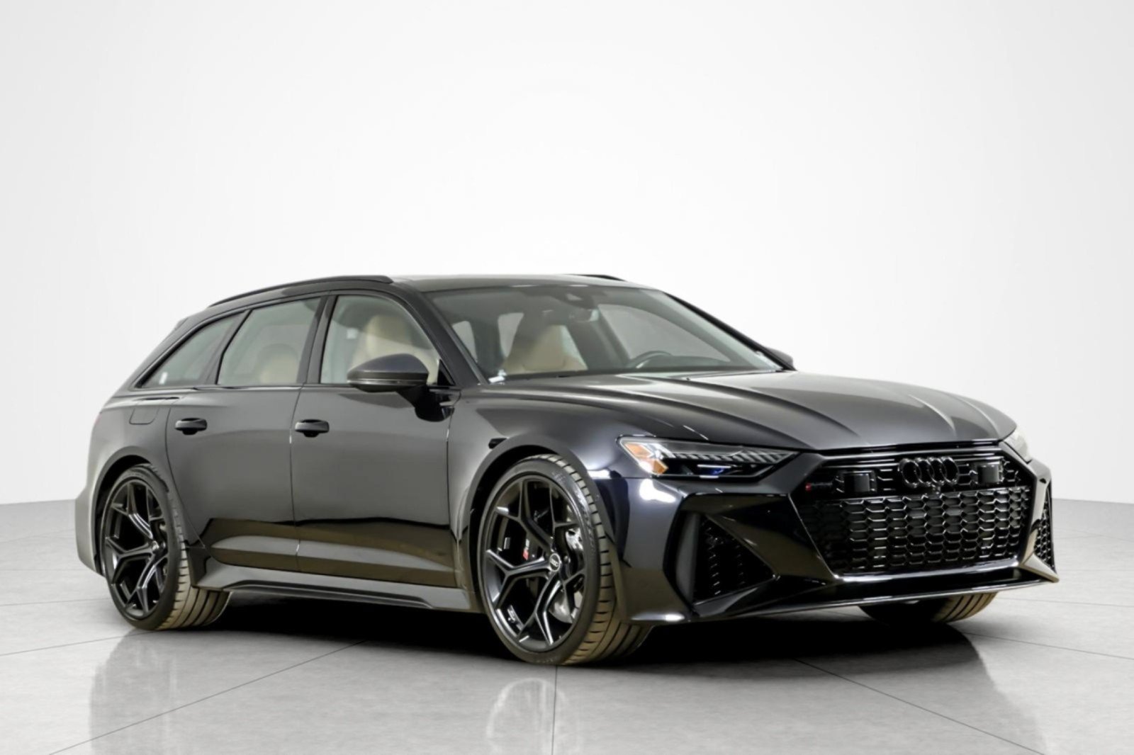 Used 2024 Audi RS 6 performance w/ Matte Carbon Package AWD/4WD image 7
