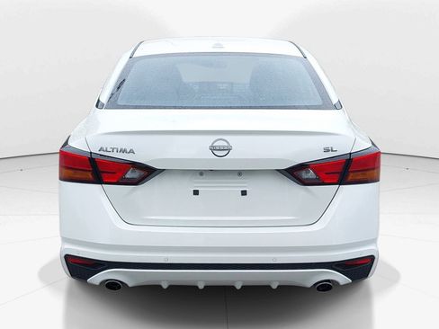 Used 2025 Nissan Altima 2.5 SL FWD image 7