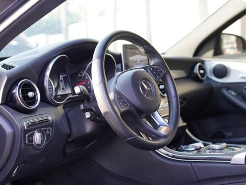 Used 2018 Mercedes-Benz C 300 Sedan image 9