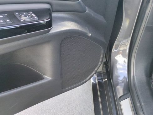 Used 2025 Lexus ES 350 w/ Premium Package FWD image 16